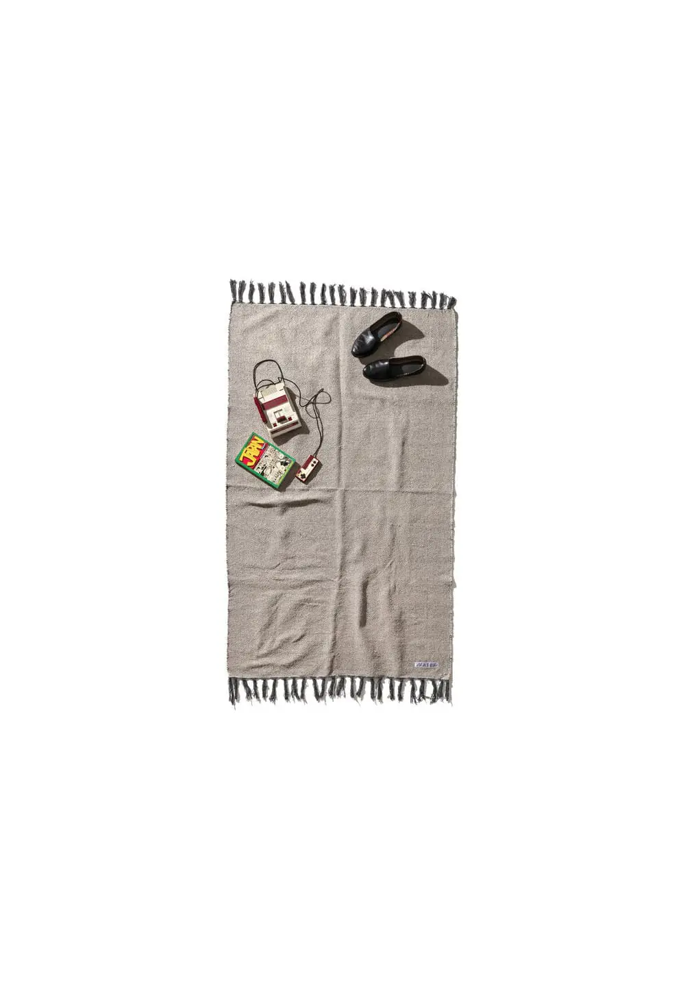 PUEBCO COLLEGE RUG - IVORY