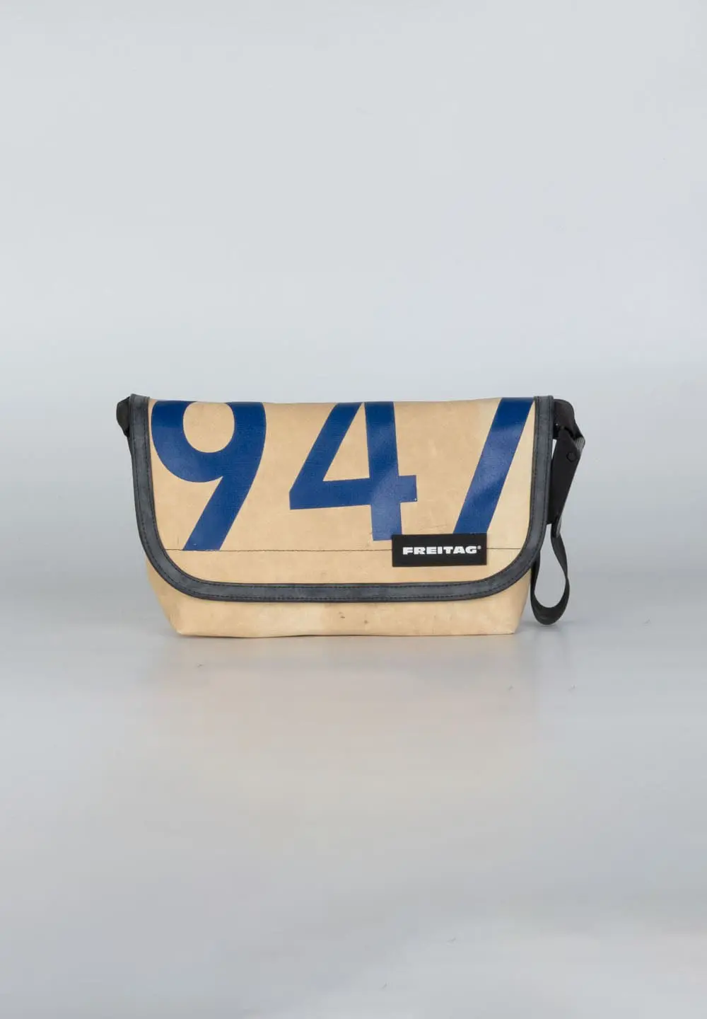 FREITAG F41_HAWAII FIVE-O