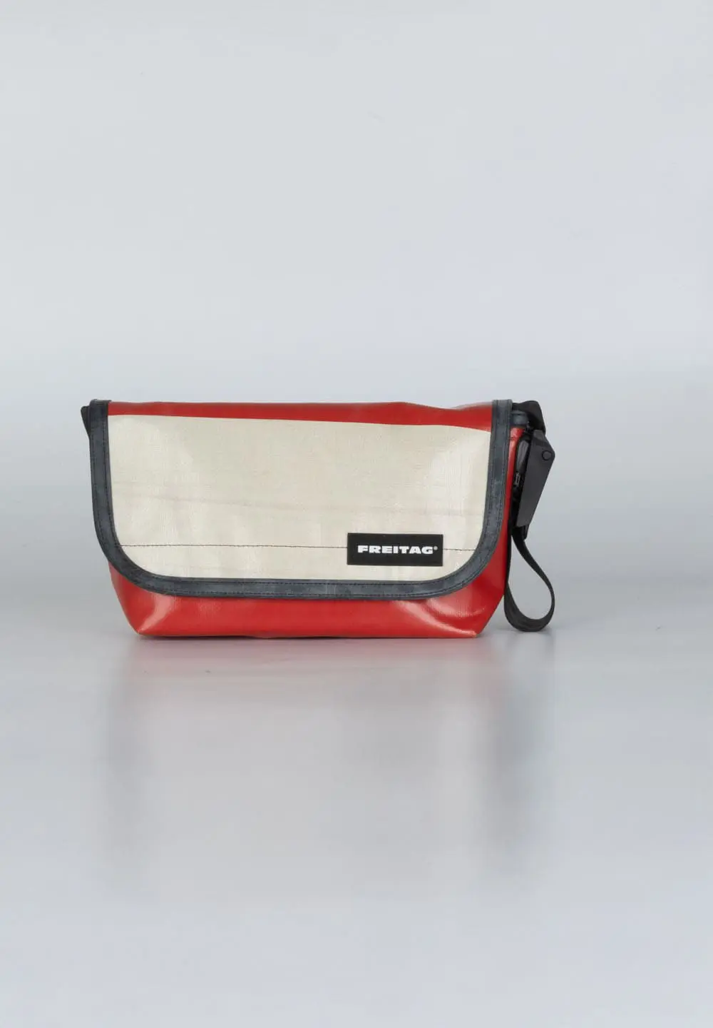 FREITAG F41_HAWAII FIVE-O