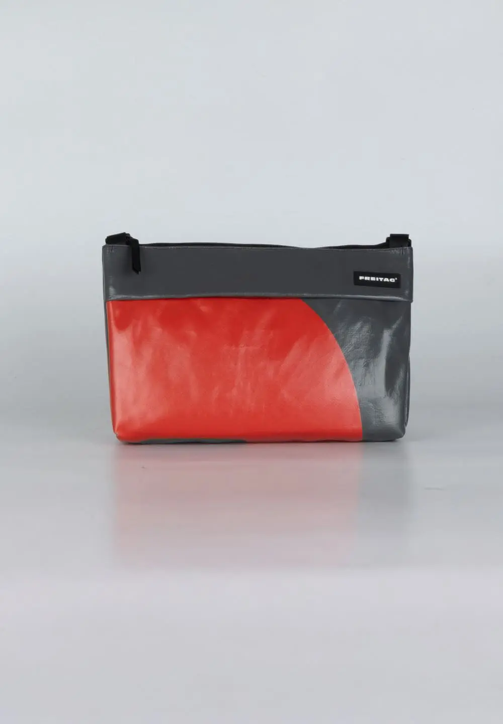 FREITAG F553 LOU