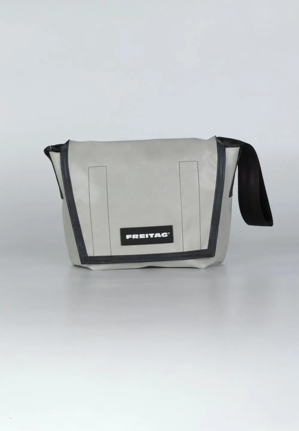 FREITAG F11 LASSIE