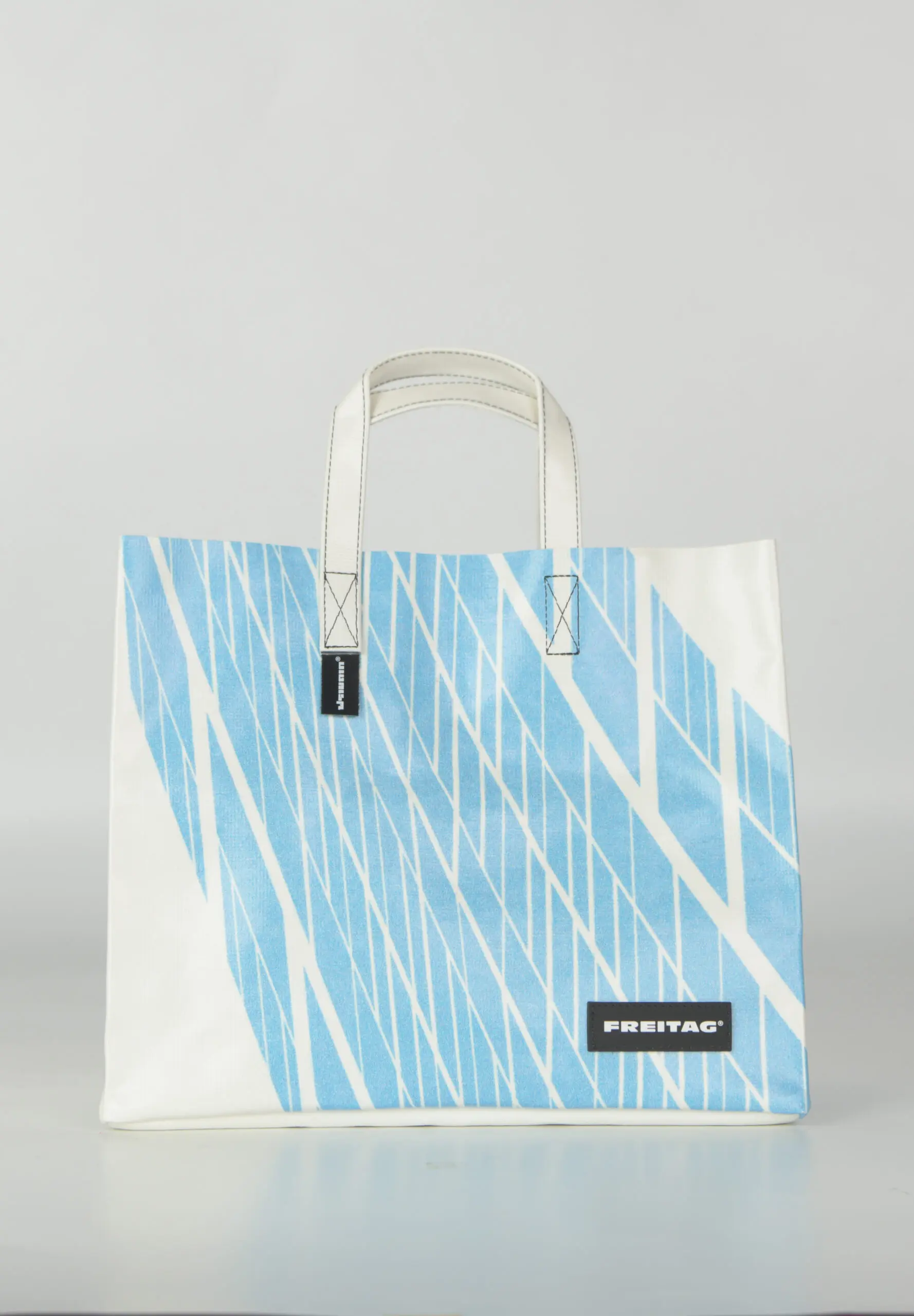 FREITAG F704 CAKE BAG