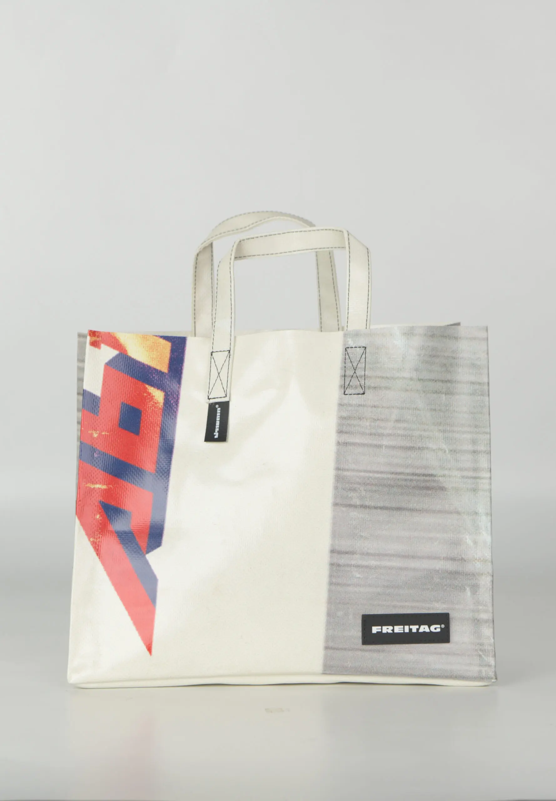 FREITAG F704 CAKE BAG
