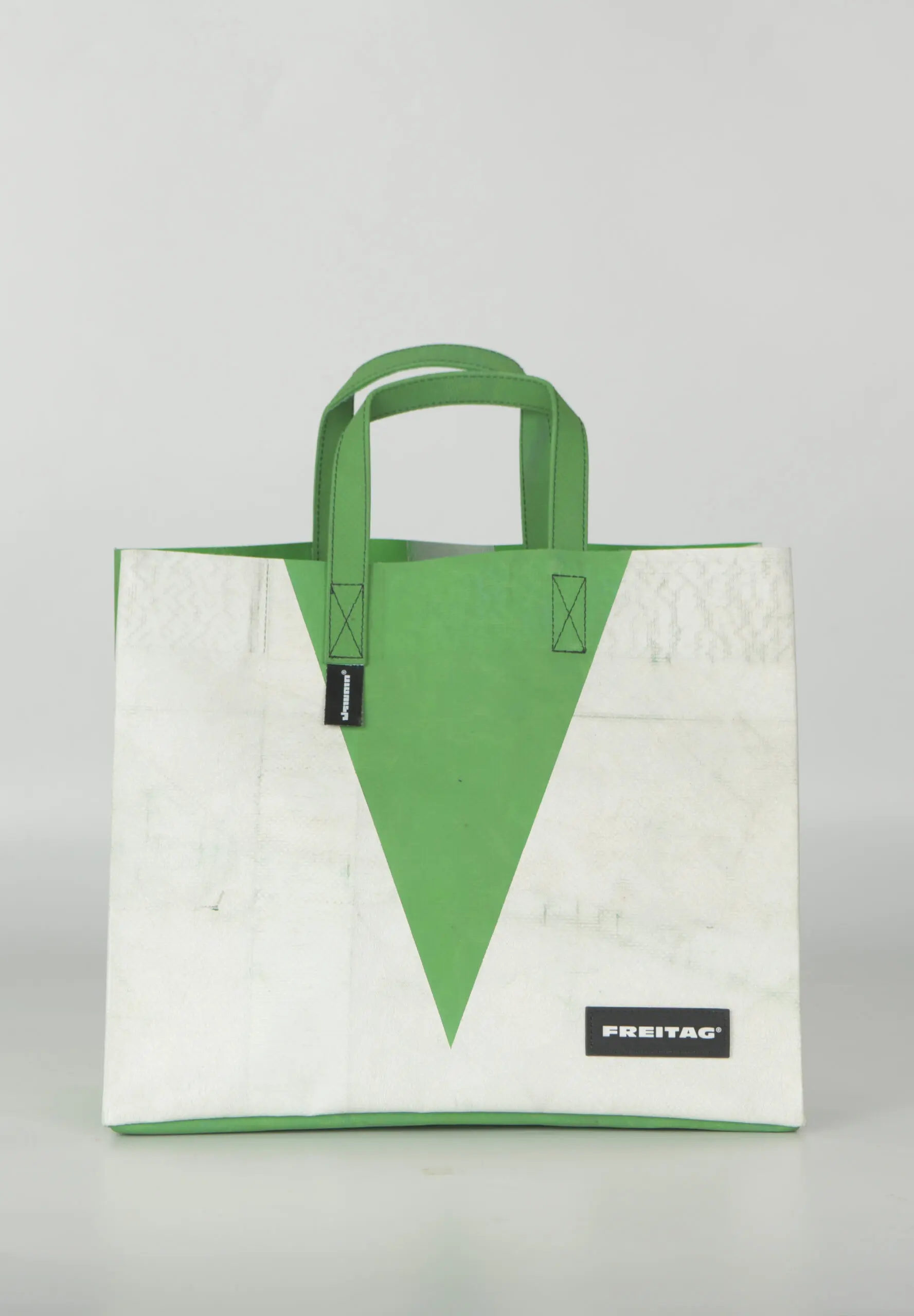 FREITAG F704 CAKE BAG