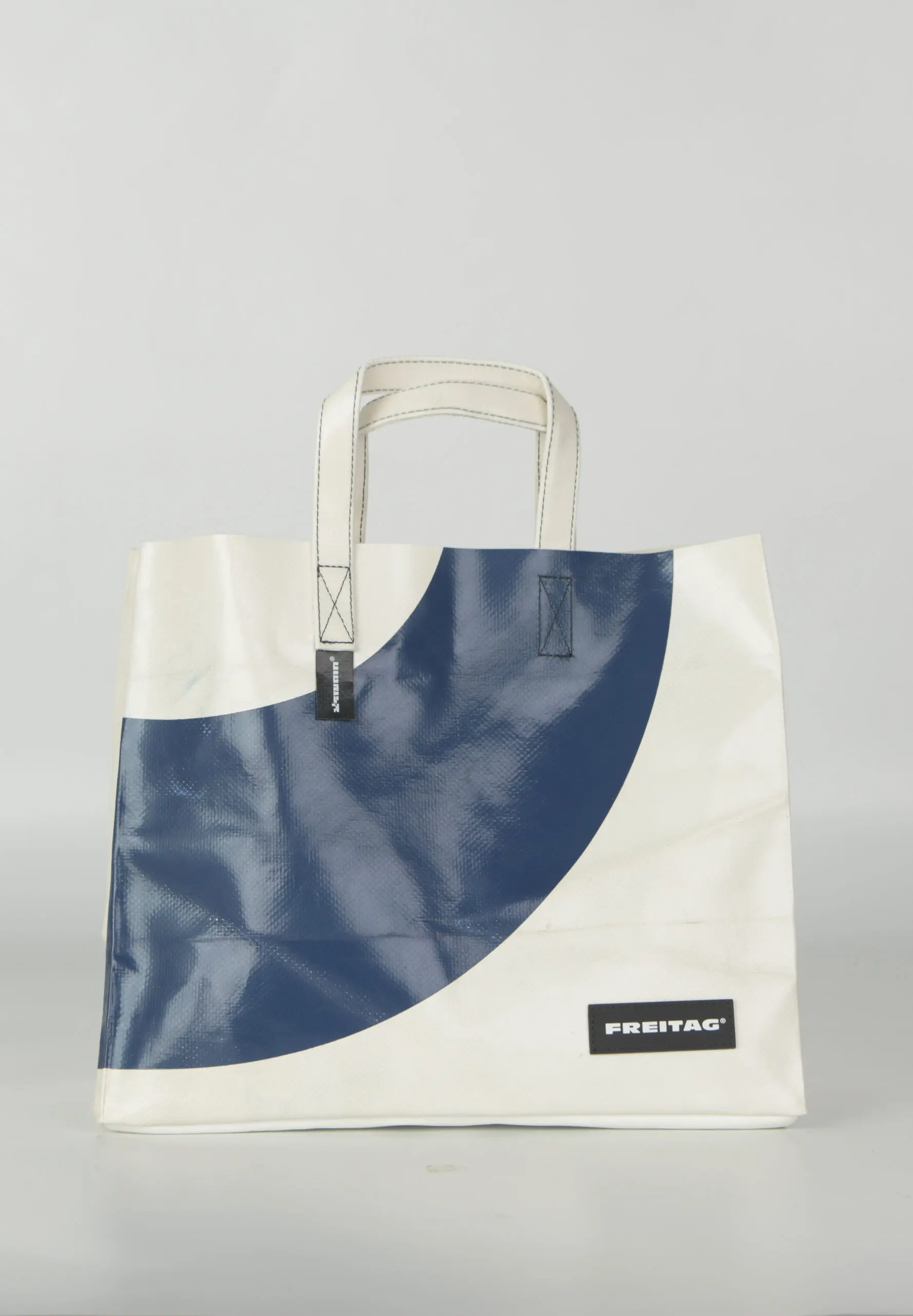 FREITAG F704 CAKE BAG