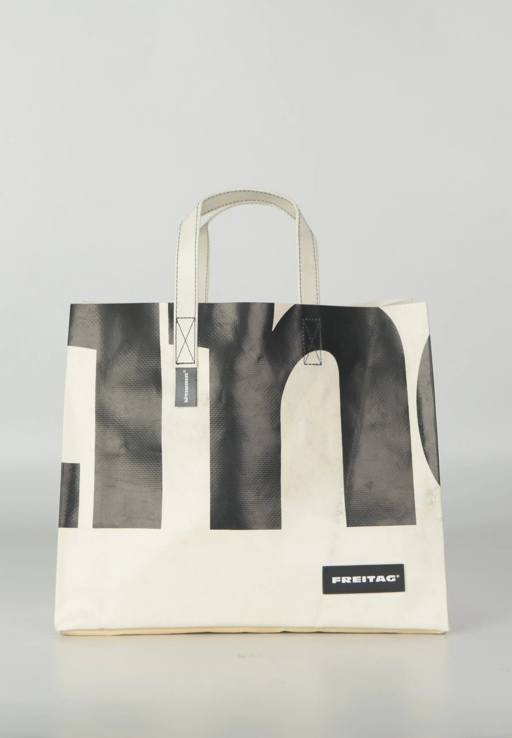 FREITAG F704 CAKE BAG
