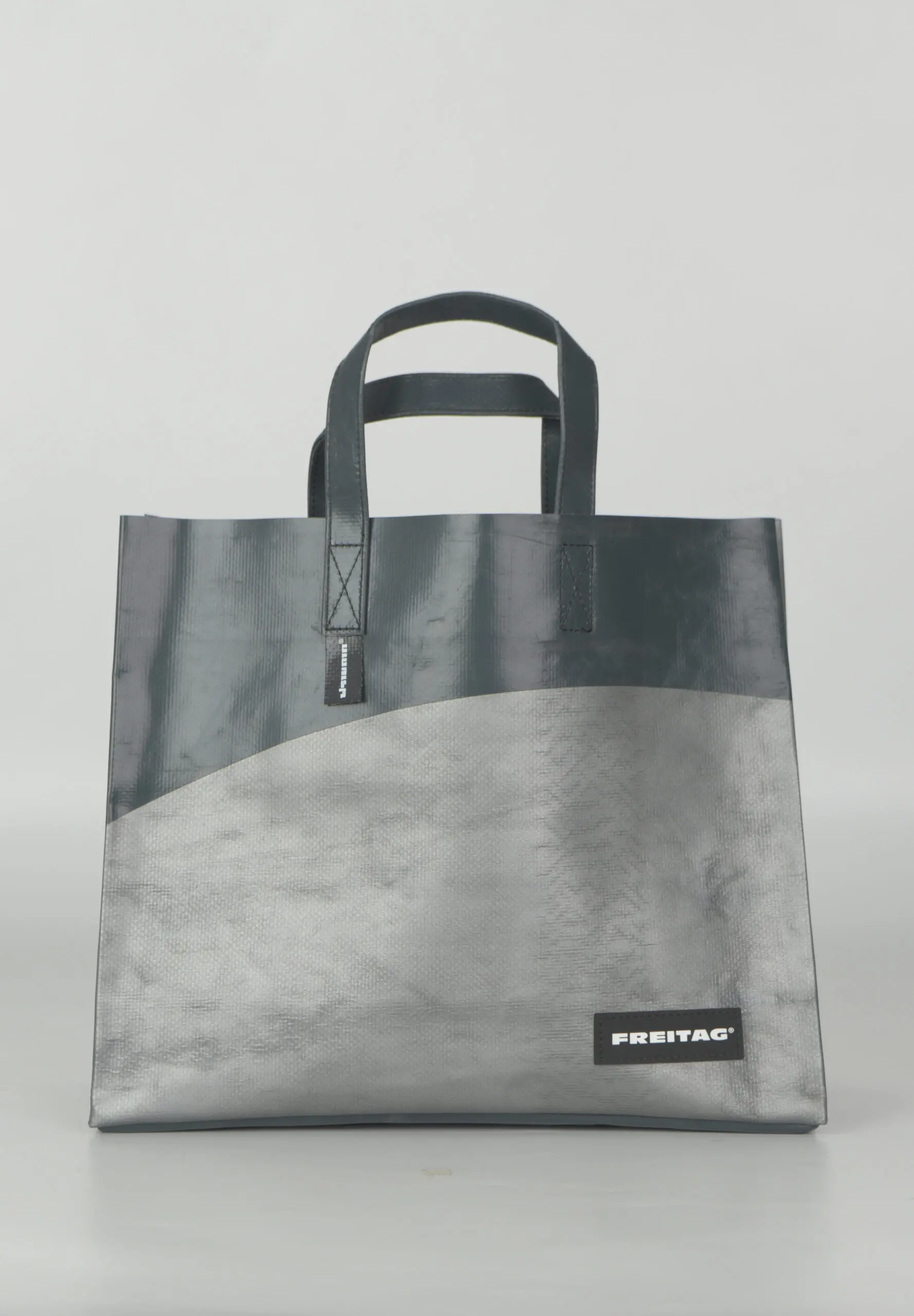 FREITAG F704 CAKE BAG