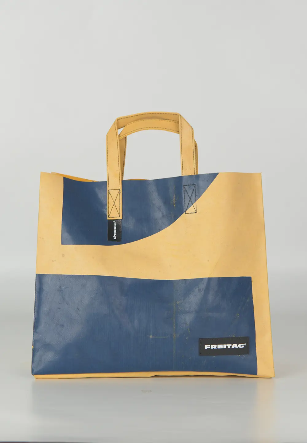 FREITAG F704 CAKE BAG