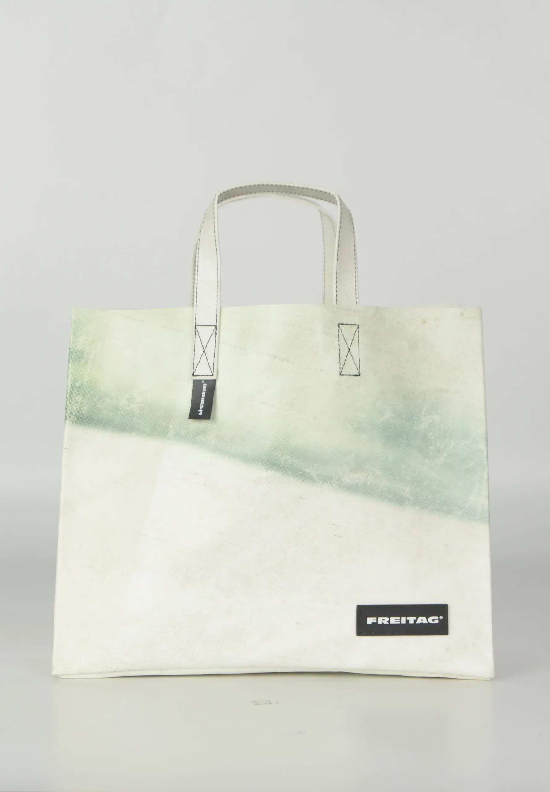 FREITAG F704 CAKE BAG